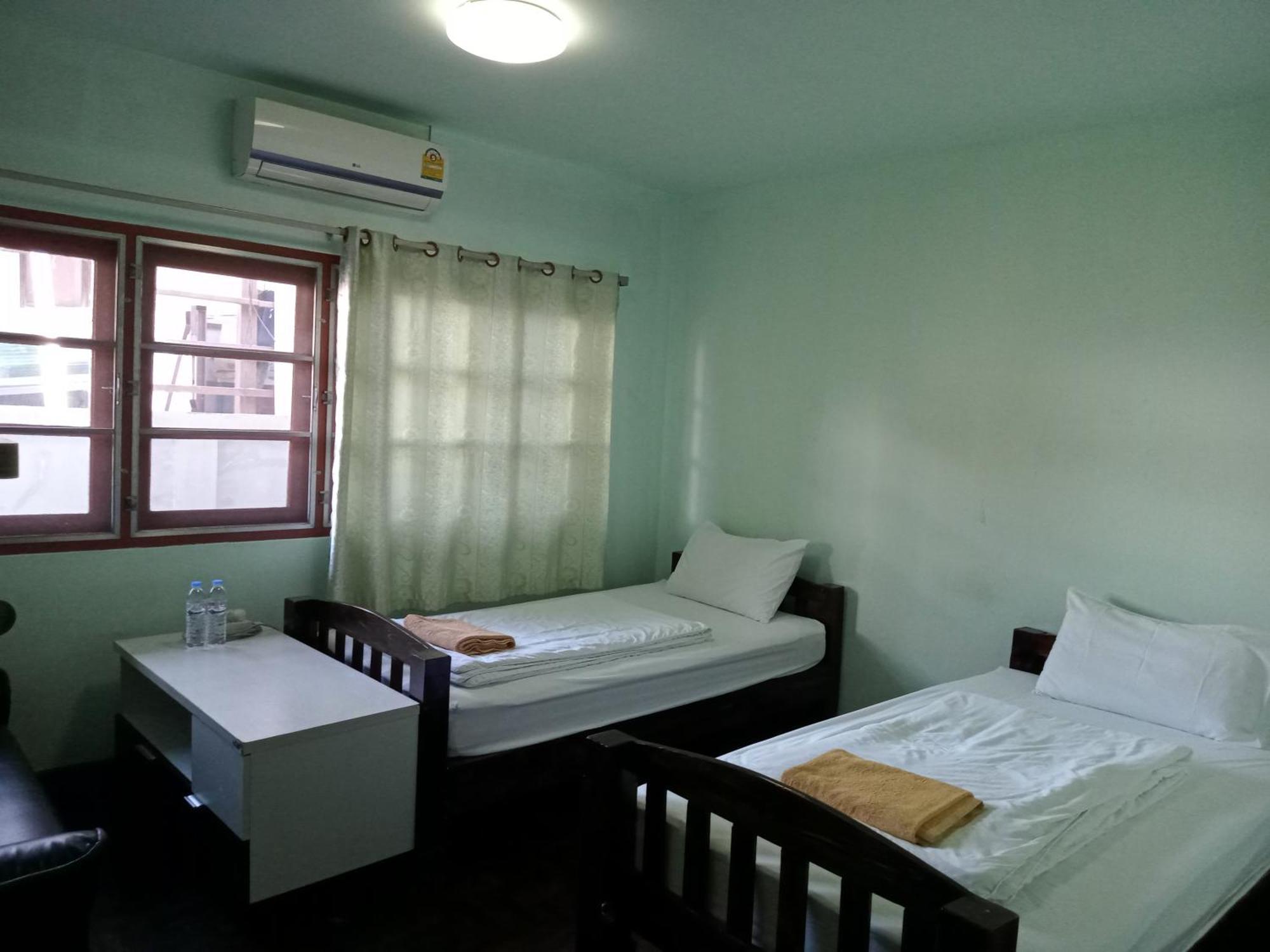 Sakura House Vandrehjem Chiang Mai Eksteriør billede