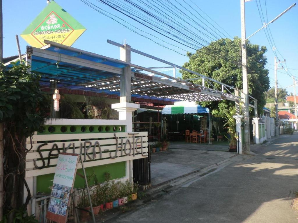 Sakura House Vandrehjem Chiang Mai Eksteriør billede
